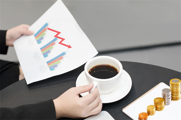 A股创新高！牛市来了？警惕这些亏钱的操作