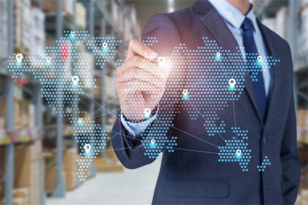 老登坚持稳和长期，小登聚焦阶段超额收益，两者都没有错