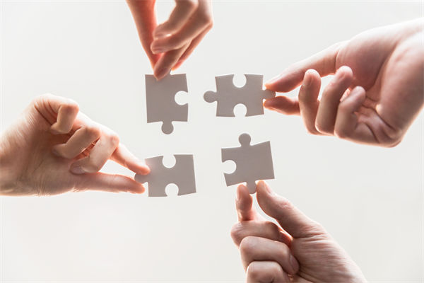 国内首次！脑机接口产品进入审批“绿色通道” 产业化进程迈出关键一步