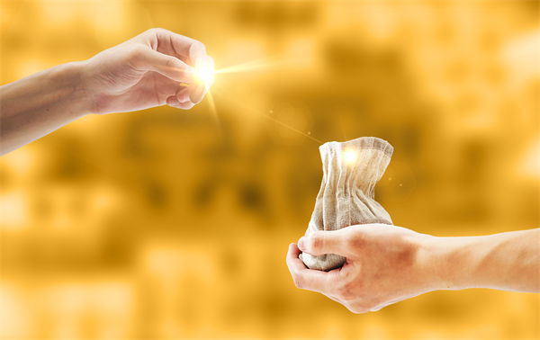 出海捷报频传！创新药获重要认定 业内人士：国产创新药厚积薄发 迎来出海浪潮